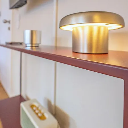 Bright & Stylish Renovated Flat In Heart Of Chiado Lägenhet